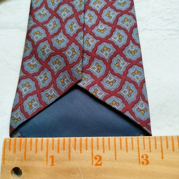 The Cotswold Collection J. S. Blank 100% Silk Necktie Tie Made in USA Burgundy - Picture 7 of 10